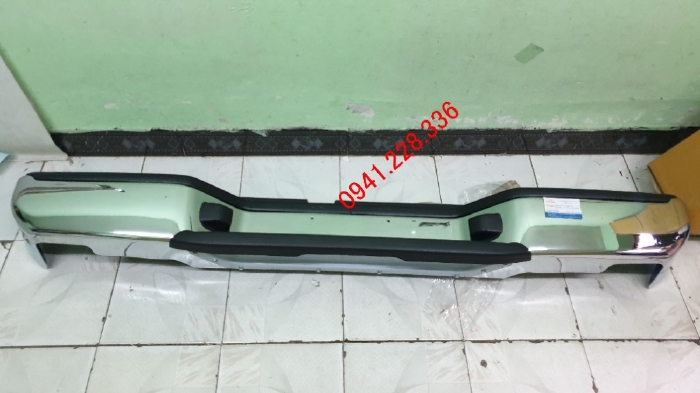 Cản sau NisSan NaVaRa/85610-JR00A