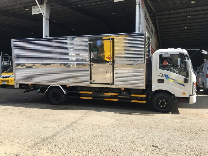 xe tải TERA 3T4 và 1T9 thùng siêu dài 6m2