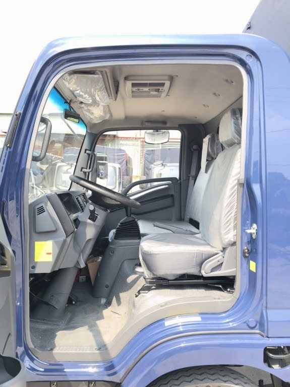 xe tải TERA 3T4 và 1T9 thùng siêu dài 6m2