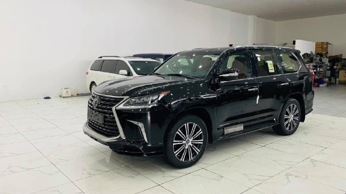 Lexus LX570 MBS 4 ghế thương gia siêu VIP, đẳng cấp doanh nhân, sản xuất 2021, 1 xe duy nhất giao ngay.