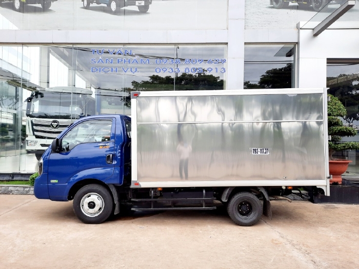 Giá xe tải Kia K250 đời mới nhất lăn bánh tại Tp.HCM, giá xe tải Kia K250 thùng kính, giá ưu đãi lãi suất hấp dẫn.