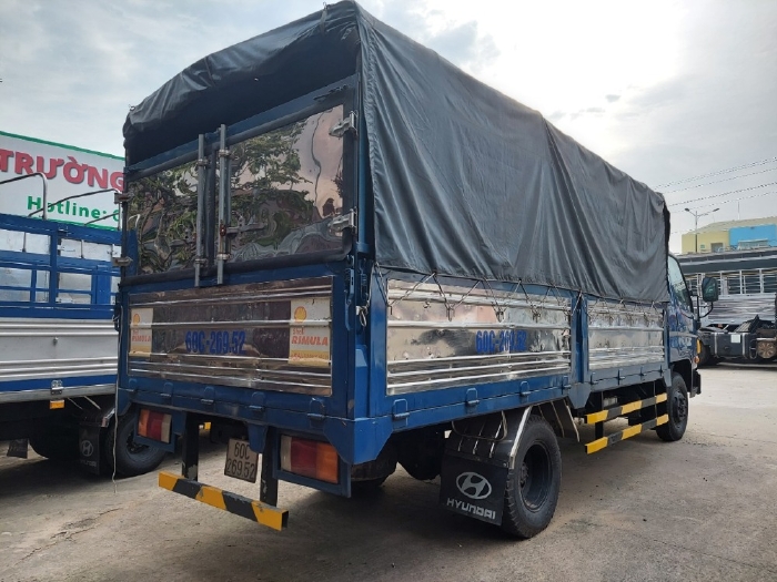 xe tải hyundai hd65 cũ đời 2015 nhập nguyên chiếc có hỗ trợ trả góp