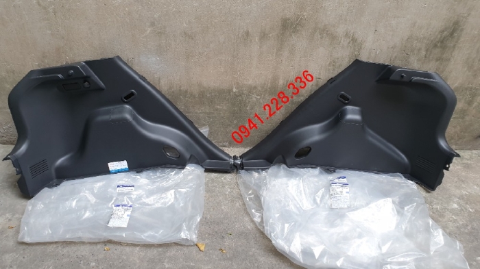 85730B4200PYN  85740B4200PYN Táp bi hông cốp hậu Hyundai i10