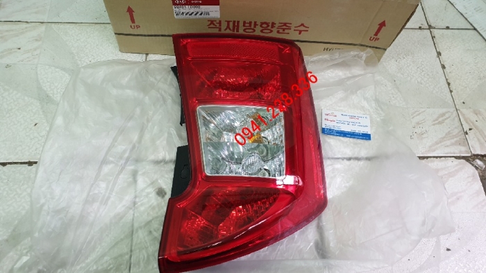 Đèn hậu Kia Carens 924011D000  924021D000
