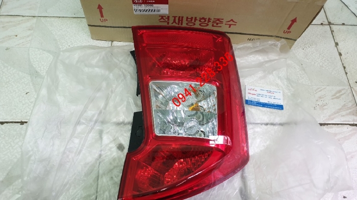 Đèn hậu Kia Carens 924011D000  924021D000