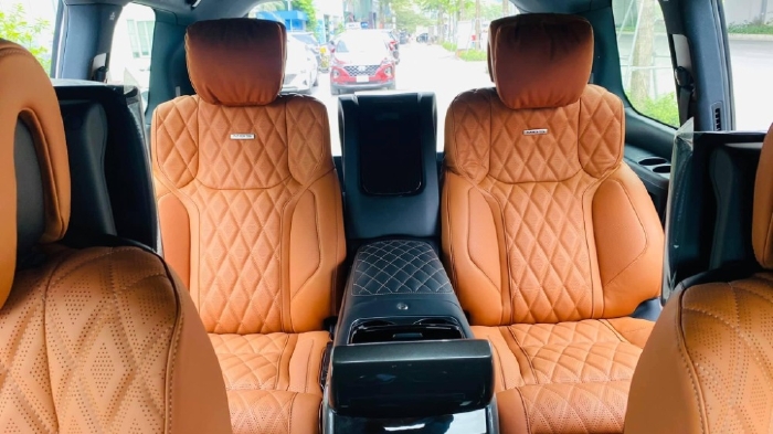 Bán Lexus LX570 MBS 4 chỗ, hàng ghế thứ 2 ghế thương gia, sản xuất năm 2021,mới 100%. xe giao ngay.