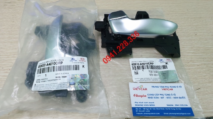 Tay mở cửa trong Kia Rondo/Carens 82610A4010CRP  82620A4010CRP