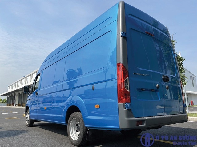 Van Gaz 3 Và 6 Chổ Nhập Khẩu Nguyên Chiếc Từ Nga Chuyên Gia Vận Chuyển, Không Lo Cấm Tải, Cấm Giờ