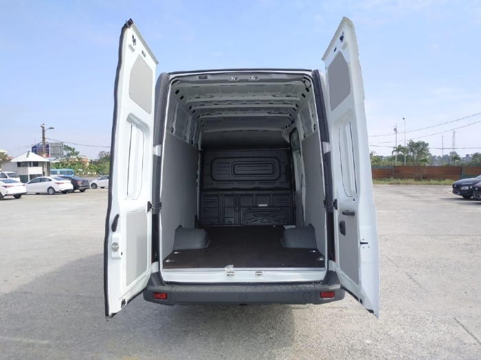 Van Gaz 3 Và 6 Chổ Nhập Khẩu Nguyên Chiếc Từ Nga Chuyên Gia Vận Chuyển, Không Lo Cấm Tải, Cấm Giờ
