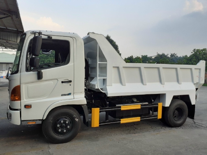 HINO FCJJTC THÙNG BEN 5 KHỐI