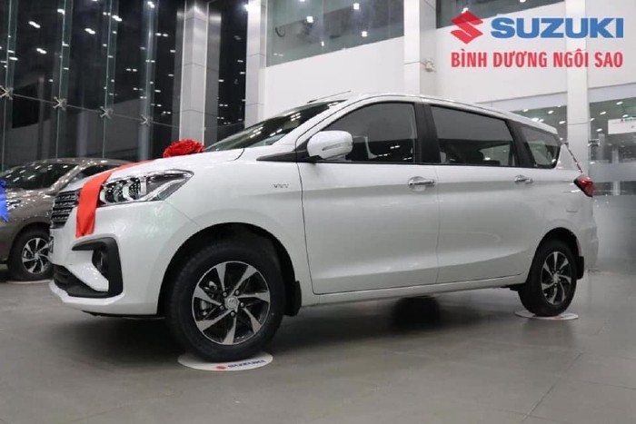 Bán Suzuki Ertiga dòng 7 chỗ đi gia đình